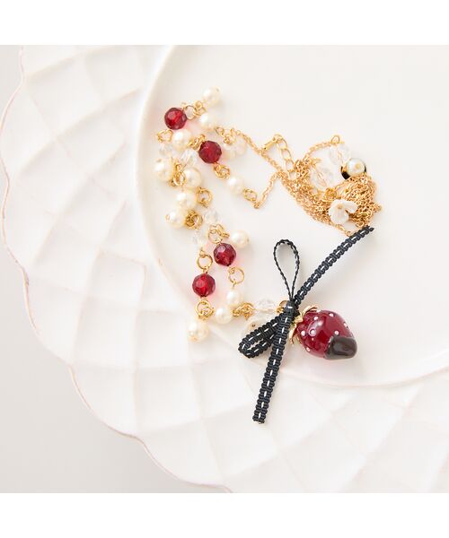 Rose Tiara / ローズティアラ ネックレス・ペンダント・チョーカー | チョコがけいちごのネックレス（レッド）
