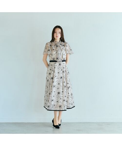 Rose Tiara / ローズティアラ ミニ丈・ひざ丈ワンピース | シアー刺繍バイカラーワンピース | 詳細3