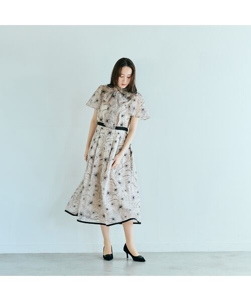 Rose Tiara / ローズティアラ ミニ丈・ひざ丈ワンピース | シアー刺繍バイカラーワンピース | 詳細4