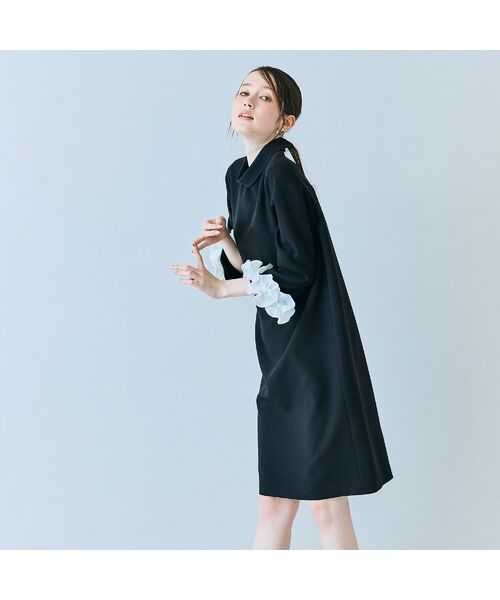 Rose Tiara / ローズティアラ ミニ丈・ひざ丈ワンピース | プリーツフラワー付きワンピース | 詳細1