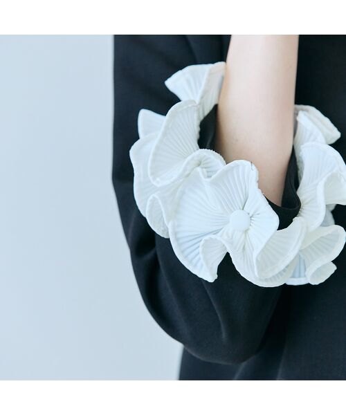 Rose Tiara / ローズティアラ ミニ丈・ひざ丈ワンピース | プリーツフラワー付きワンピース | 詳細5