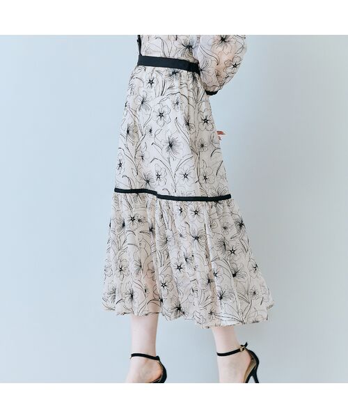 Rose Tiara / ローズティアラ ミニ・ひざ丈スカート | シアー刺繍バイカラーティアードスカート | 詳細1