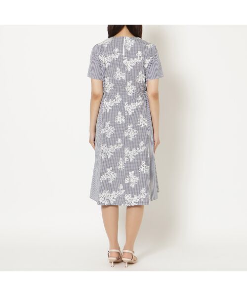 Rose Tiara / ローズティアラ ミニ丈・ひざ丈ワンピース | リボンベルト付きフラワー刺繍チェックワンピース | 詳細6