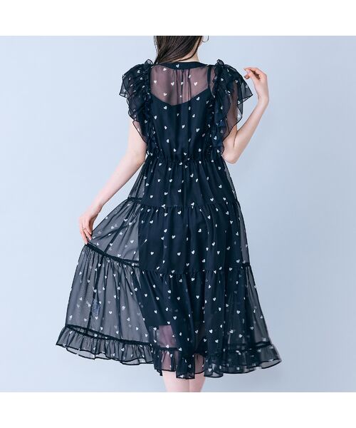 Rose Tiara / ローズティアラ ミニ丈・ひざ丈ワンピース | 【モデル美香×Audie a Muses】ハートプリントティアードワンピース | 詳細9