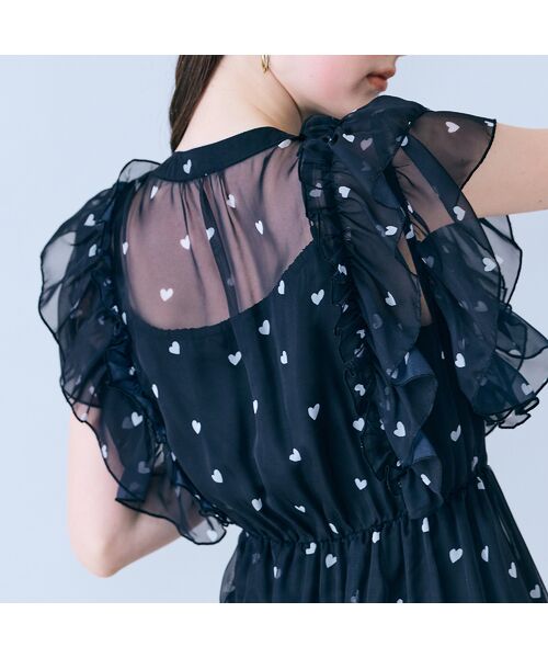 Rose Tiara / ローズティアラ ミニ丈・ひざ丈ワンピース | 【モデル美香×Audie a Muses】ハートプリントティアードワンピース | 詳細11