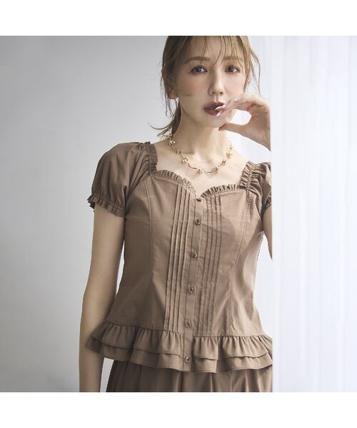 Rose Tiara / ローズティアラ シャツ・ブラウス | 【モデル美香着用】コルセット風ピンタックブラウス（ブラウン）