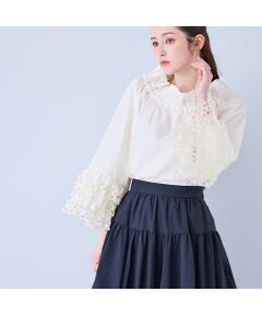 Rose Tiara / ローズティアラ シャツ・ブラウス | 刺繍スリーブフレアブラウス