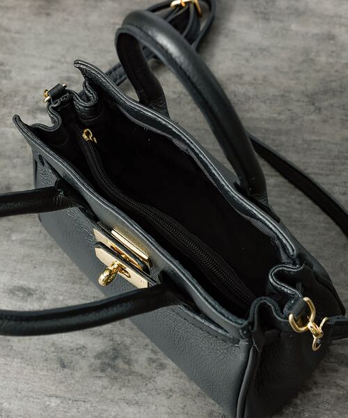 AULENTTI/オウレンティ】2WAY レザーミニバッグ / ベルト付き