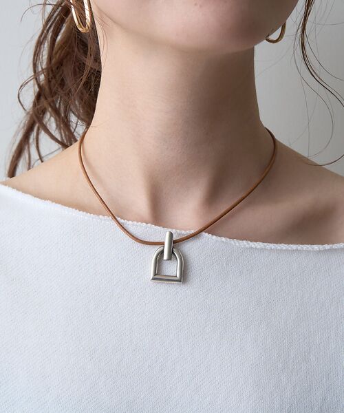 Rouge vif la cle / ルージュ・ヴィフ ラクレ ネックレス・ペンダント・チョーカー | 【CXC/シーエックスシー】シルバーチャーム　レザーチョーカー | 詳細2