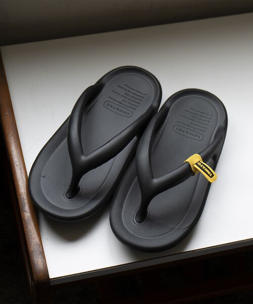RAINBOW SANDALS レザーサンダル｜Rouge vif la cle / ルージュ