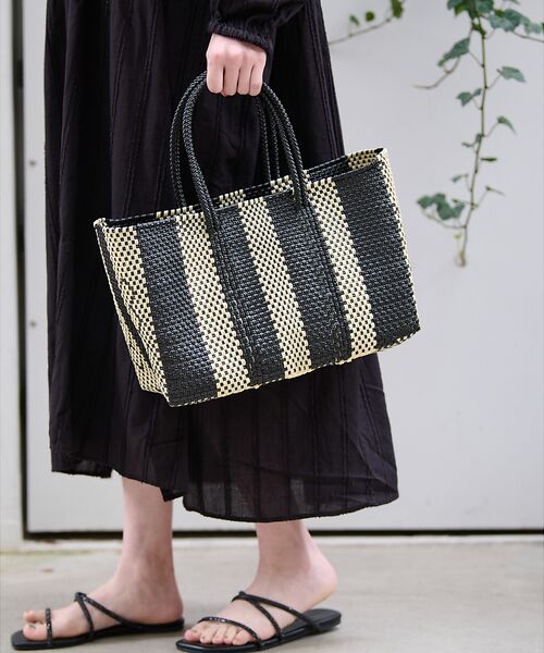 Rouge vif la cle/ルージュ・ヴィフ ラクレ 【MOON BIRD/ムーンバード】手編みのメルカドバッグ/TANPIN/横長/ ストライプ F Rouge vif la cle/ルージュ・ヴィフ ラクレ 【MOON BIRD/ムーンバード】手編みのメルカドバッグ/TANPIN/横長/ ストライプ F