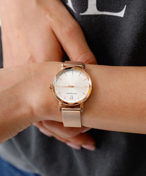 Rouge vif la cle/[WEBt N yPierre Lannier/sG[EjGz}`v/xg/fB sNS[h F