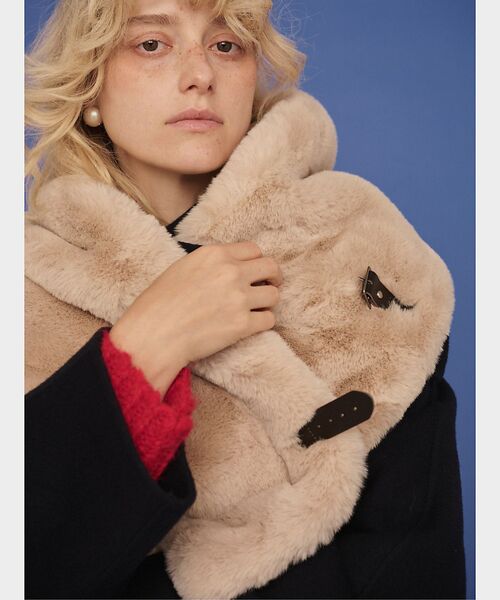 Rouge vif la cle / ルージュ・ヴィフ ラクレ マフラー・ショール・スヌード・ストール | 【HELEN MOORE/ヘレンムーア】バックル付フェイクファースカーフ / ス | 詳細2