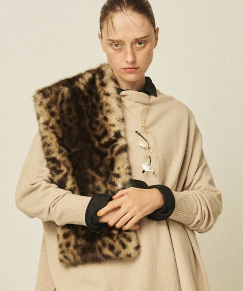 Rouge vif la cle / ルージュ・ヴィフ ラクレ マフラー・ショール・スヌード・ストール | 【HELEN MOORE/ヘレンムーア】バックル付フェイクファースカーフ / ス | 詳細12