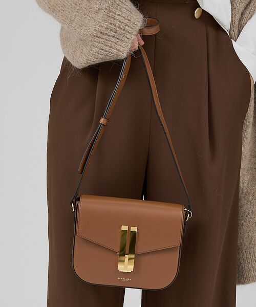 Rouge vif la cle/ルージュ・ヴィフ ラクレ 【DEMELLIER/デメリエー】SMALL VANCOUVER HAN ショル キャメル F Rouge vif la cle/ルージュ・ヴィフ ラクレ 【DEMELLIER/デメリエー】SMALL VANCOUVER HAN ショル キャメル F