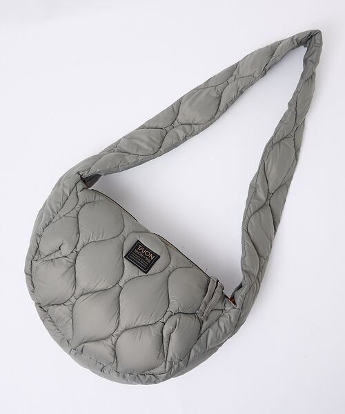 Rouge vif la cle / ルージュ・ヴィフ ラクレ ショルダーバッグ | 【TAION / タイオン】バナナショルダー ダウンバッグM / ソフトシェル | 詳細12