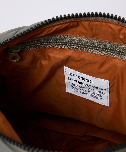 Rouge vif la cle / ルージュ・ヴィフ ラクレ ショルダーバッグ | 【TAION / タイオン】バナナショルダー ダウンバッグM / ソフトシェル | 詳細14