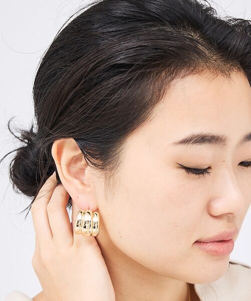 Rouge vif la cle / ルージュ・ヴィフ ラクレ ピアス・イヤリング | 【LILI CLASPE/リリクラスプ】ELSA SHIELD EARRINGS | 詳細3