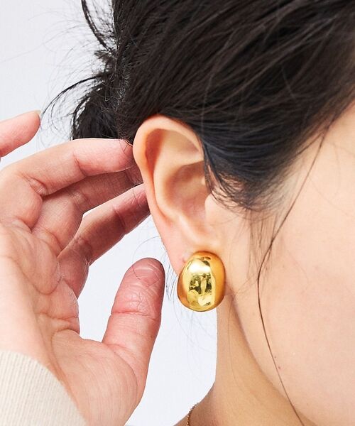 Rouge vif la cle / ルージュ・ヴィフ ラクレ ピアス・イヤリング | 【Kenneth Jay Lane/ケネス ジェイ レーン】オーバルイヤリング（ゴールド）