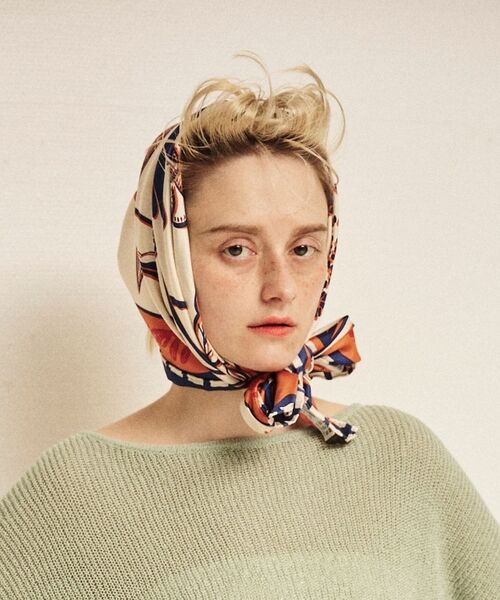 Rouge vif la cle / ルージュ・ヴィフ ラクレ バンダナ・スカーフ | 【manipuri/マニプリ】フローラ大判シルクスカーフ 88×88 日本製【予 | 詳細3