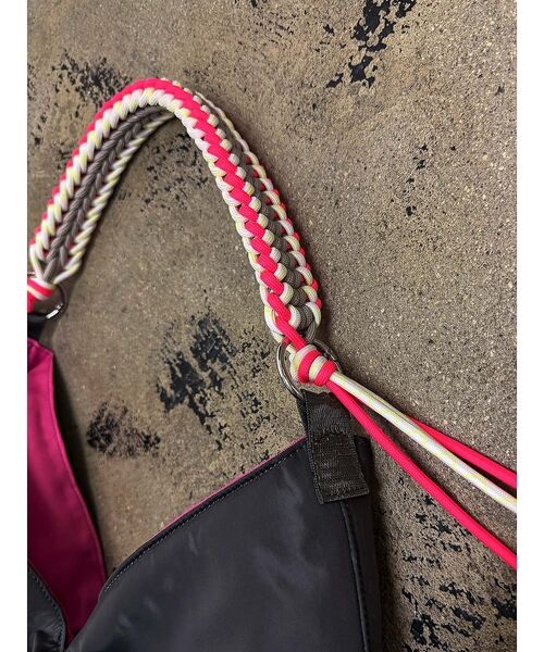 Rouge vif la cle / ルージュ・ヴィフ ラクレ ショルダーバッグ | 【cheek/チーク】ネオンハンドルトライアングルショルダー/C26002/ワン | 詳細3