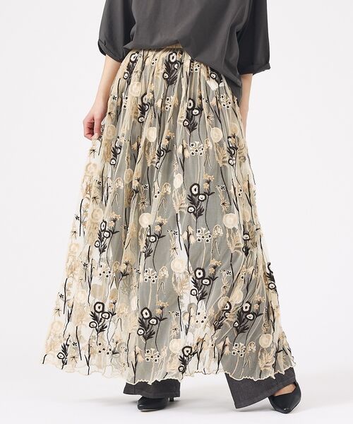 Rouge vif la cle / ルージュ・ヴィフ ラクレ ロング・マキシ丈スカート | 【Le Melange/ル・メランジュ】刺繍チュールスカート/花柄/レイヤード/ | 詳細4