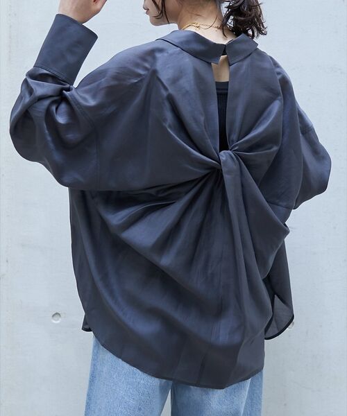 Rouge vif la cle / ルージュ・ヴィフ ラクレ シャツ・ブラウス | 【定番人気】【ロングセラー】バックツイストシャツ（チャコールグレー）