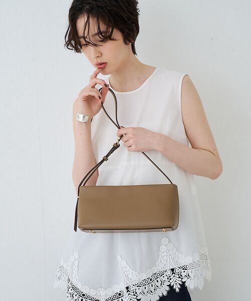 Rouge vif la cle / ルージュ・ヴィフ ラクレ ショルダーバッグ | 【PUNTI. / プンティ】レザーワンショルダーバッグ PORTRAIT-ON | 詳細2