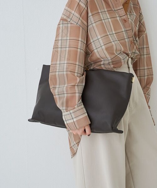 Rouge vif la cle / ルージュ・ヴィフ ラクレ ショルダーバッグ | 【PUNTI. / プンティ】3WAYレザークラッチバッグ/ショルダー付き/GR | 詳細2