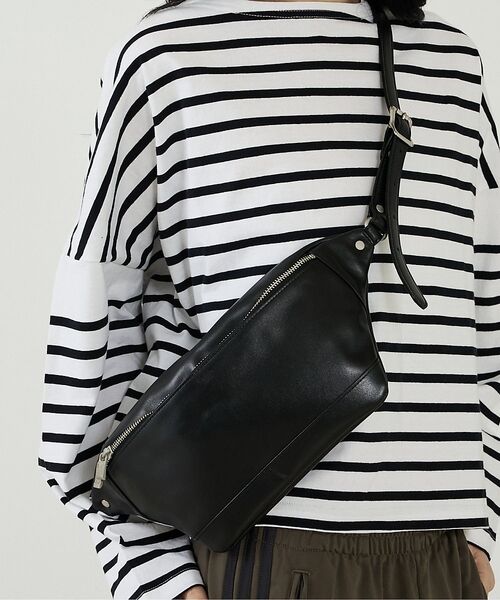 Rouge vif la cle / ルージュ・ヴィフ ラクレ メッセンジャーバッグ・ウエストポーチ | 【blancle/ブランクレ】ボディバッグ/TRILL BODY BAG/bc1（ブラック）