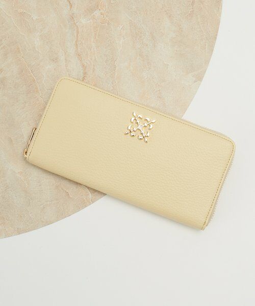 russet / ラシット 財布・コインケース・マネークリップ | モノグラムプレートラウンドジップウォレット（イエローその他1）