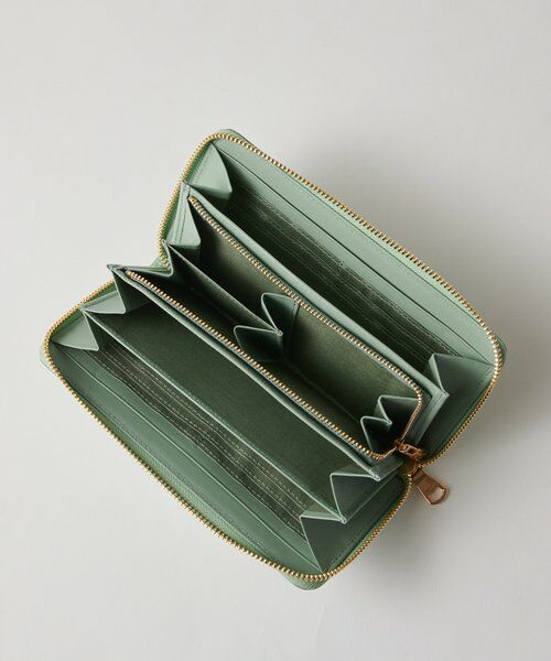 russet / ラシット 財布・コインケース・マネークリップ | モノグラムプレートラウンドジップウォレット | 詳細21