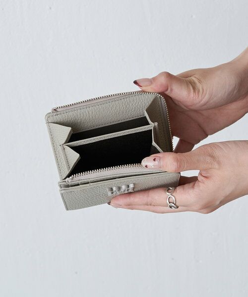 russet / ラシット 財布・コインケース・マネークリップ | モノグラムプレートハーフウォレット | 詳細30