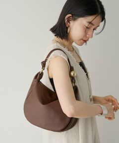 ラシット/斜め掛けok ショルダーバッグ　ブラウン Russet - ラシット 収納充実 斜め掛けOK ショルダーバッグ