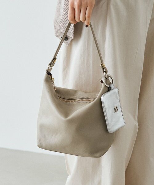 russet / ラシット その他小物 | カラビナ付き ソフトレザーマルチケース | 詳細9