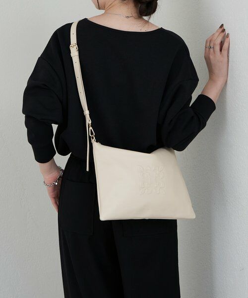 russet / ラシット ショルダーバッグ | エンボスモノグラムショルダーバッグ | 詳細6