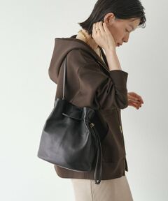 レザー巾着バケットバッグ