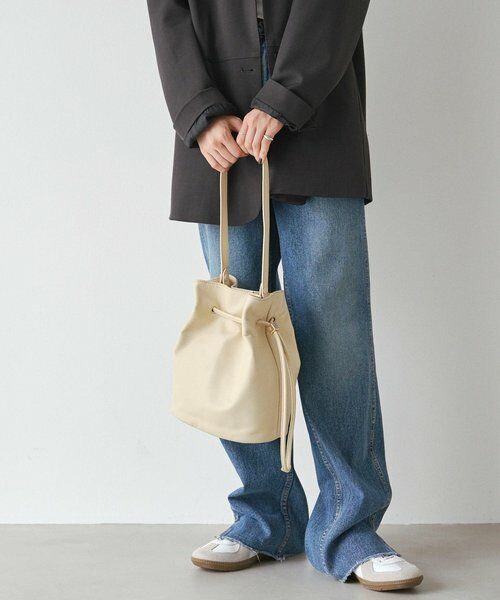 russet / ラシット ショルダーバッグ | レザー巾着バケットバッグ | 詳細3