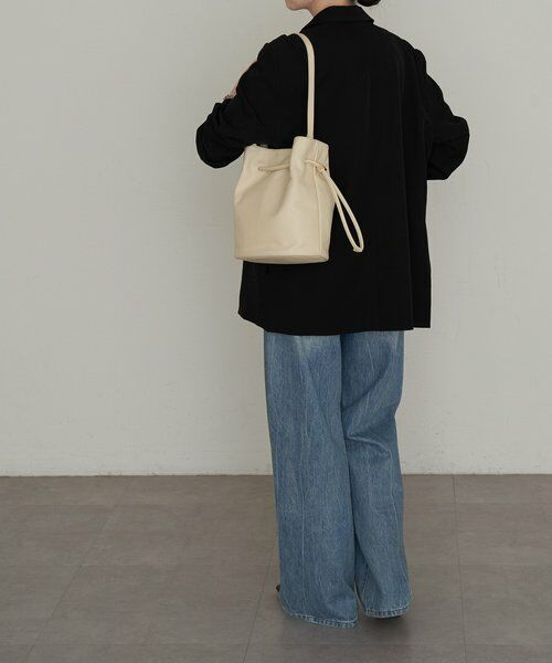 russet / ラシット ショルダーバッグ | レザー巾着バケットバッグ | 詳細5