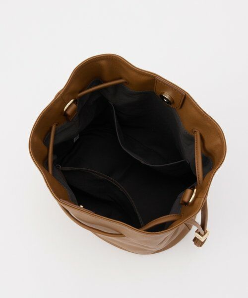 russet / ラシット ショルダーバッグ | レザー巾着バケットバッグ | 詳細19