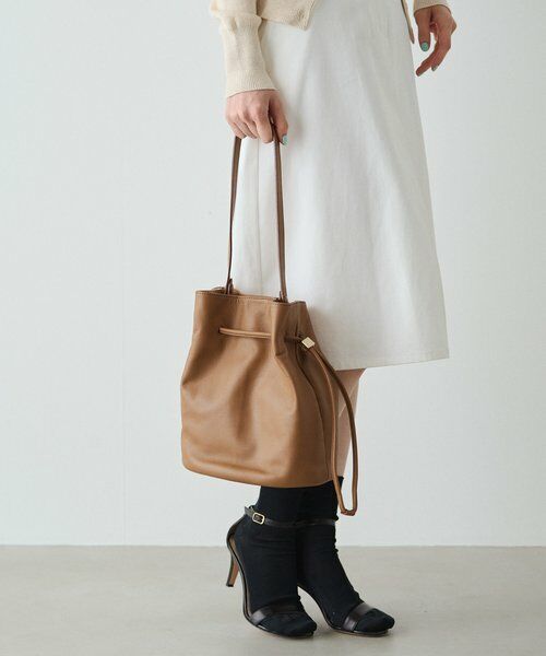 russet / ラシット ショルダーバッグ | レザー巾着バケットバッグ | 詳細21