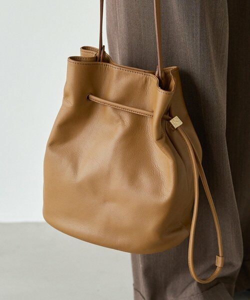 russet / ラシット ショルダーバッグ | レザー巾着バケットバッグ | 詳細24