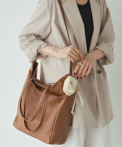 russet / ラシット キーホルダー・ストラップ | カラビナ付き レザーミニポーチ型チャーム | 詳細3