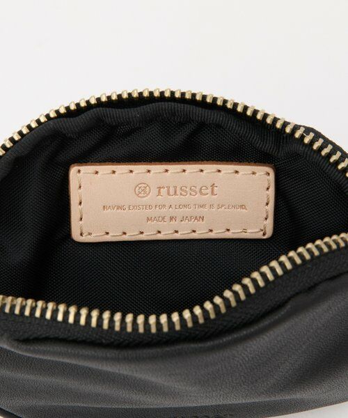 russet / ラシット キーホルダー・ストラップ | ソフトレザーカラビナ付き横長ポーチ | 詳細6