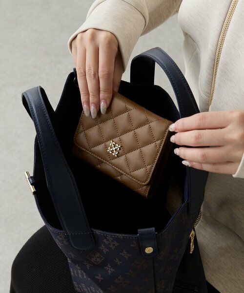 russet 折り財布 キルティングレザー二つ折りウォレット （財布・コインケース