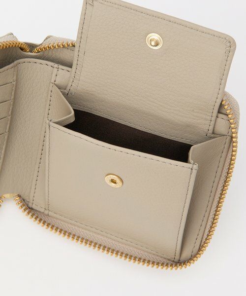 russet / ラシット 財布・コインケース・マネークリップ | エンボスモノグラムラウンドウォレット | 詳細8