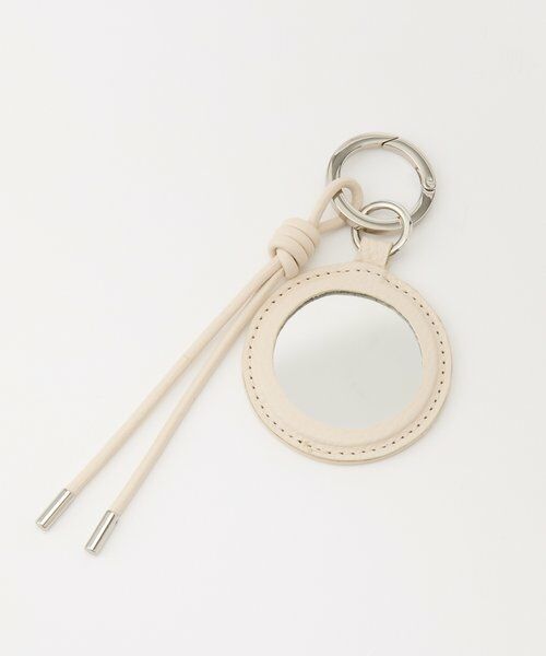 russet / ラシット キーホルダー・ストラップ | ミラー付きレザーチャーム | 詳細1