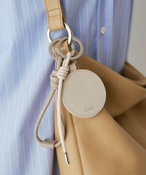 russet / ラシット キーホルダー・ストラップ | ミラー付きレザーチャーム | 詳細4