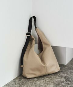 russet / ラシット ショルダーバッグ | レザーホーボーバッグ L