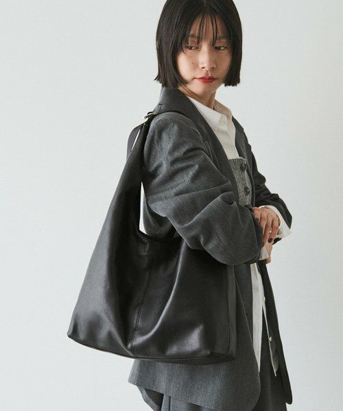 russet / ラシット ショルダーバッグ | レザーホーボーバッグ L | 詳細19